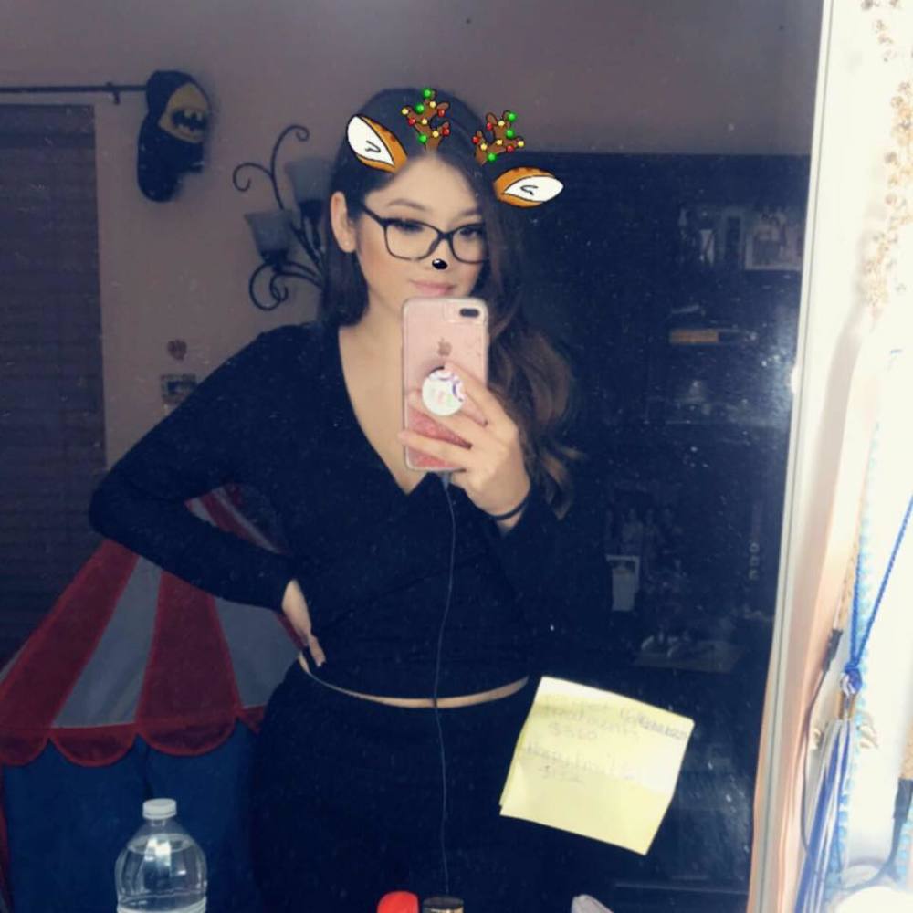 Meet your Posher, Jessica